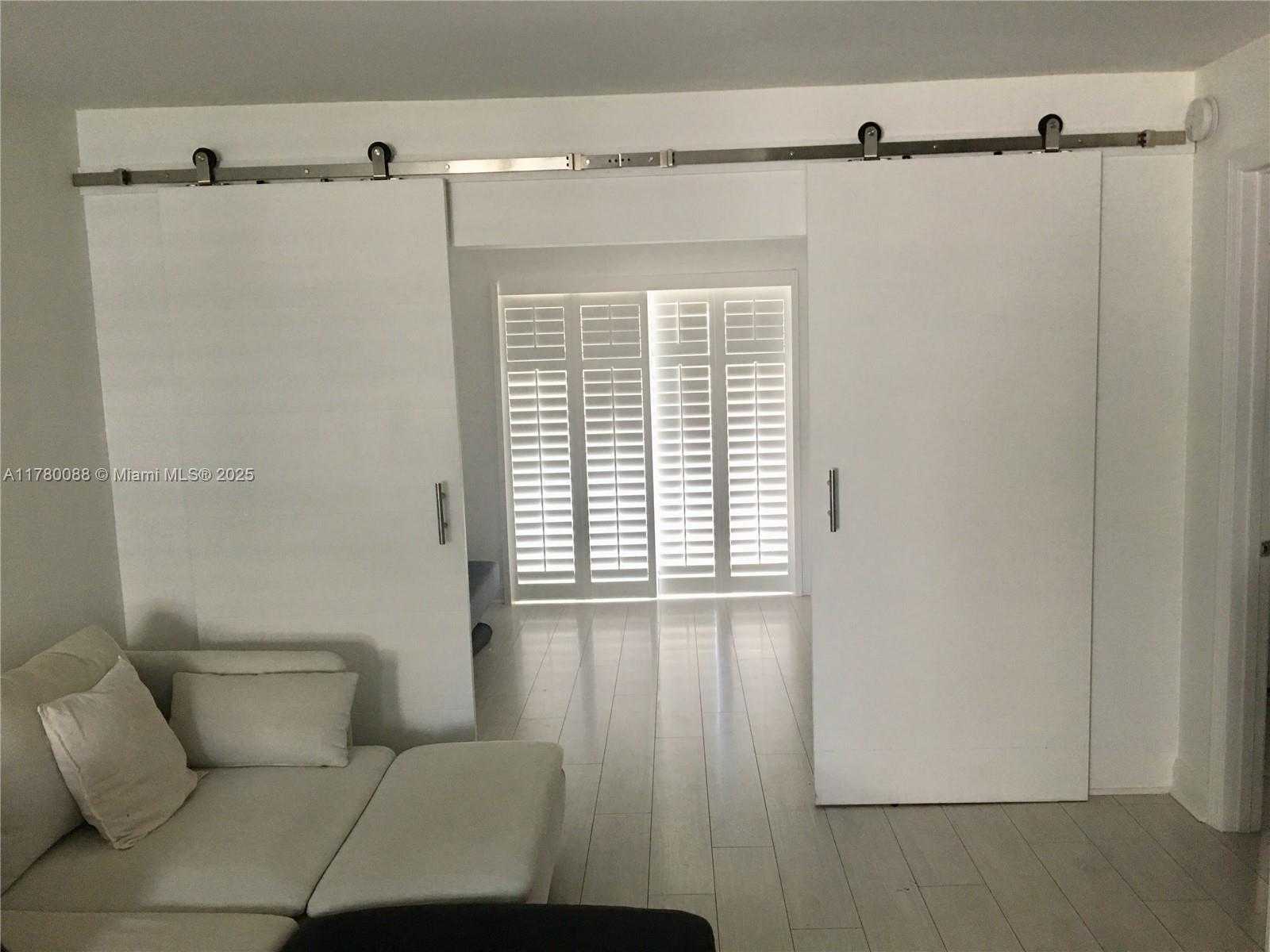 Small Image of 1610 LENOX AVE #416, Miami Beach Number 29