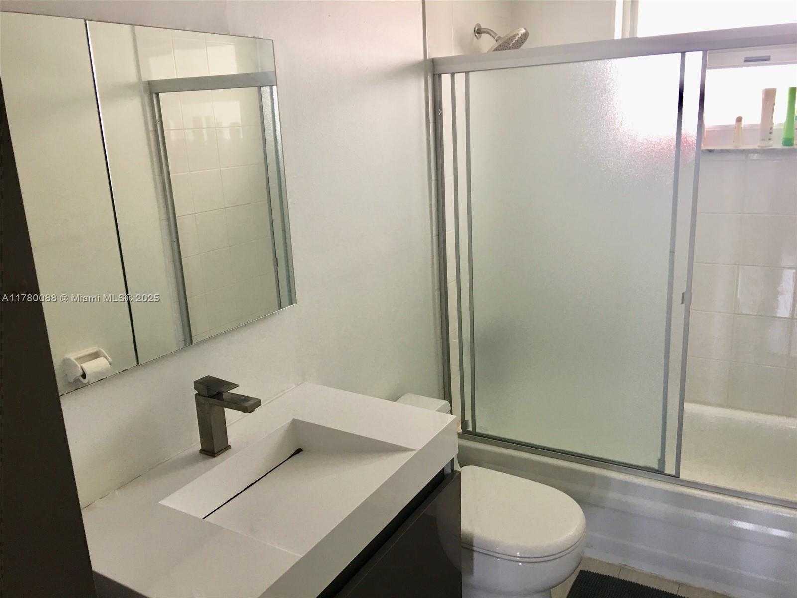 Small Image of 1610 LENOX AVE #416, Miami Beach Number 8