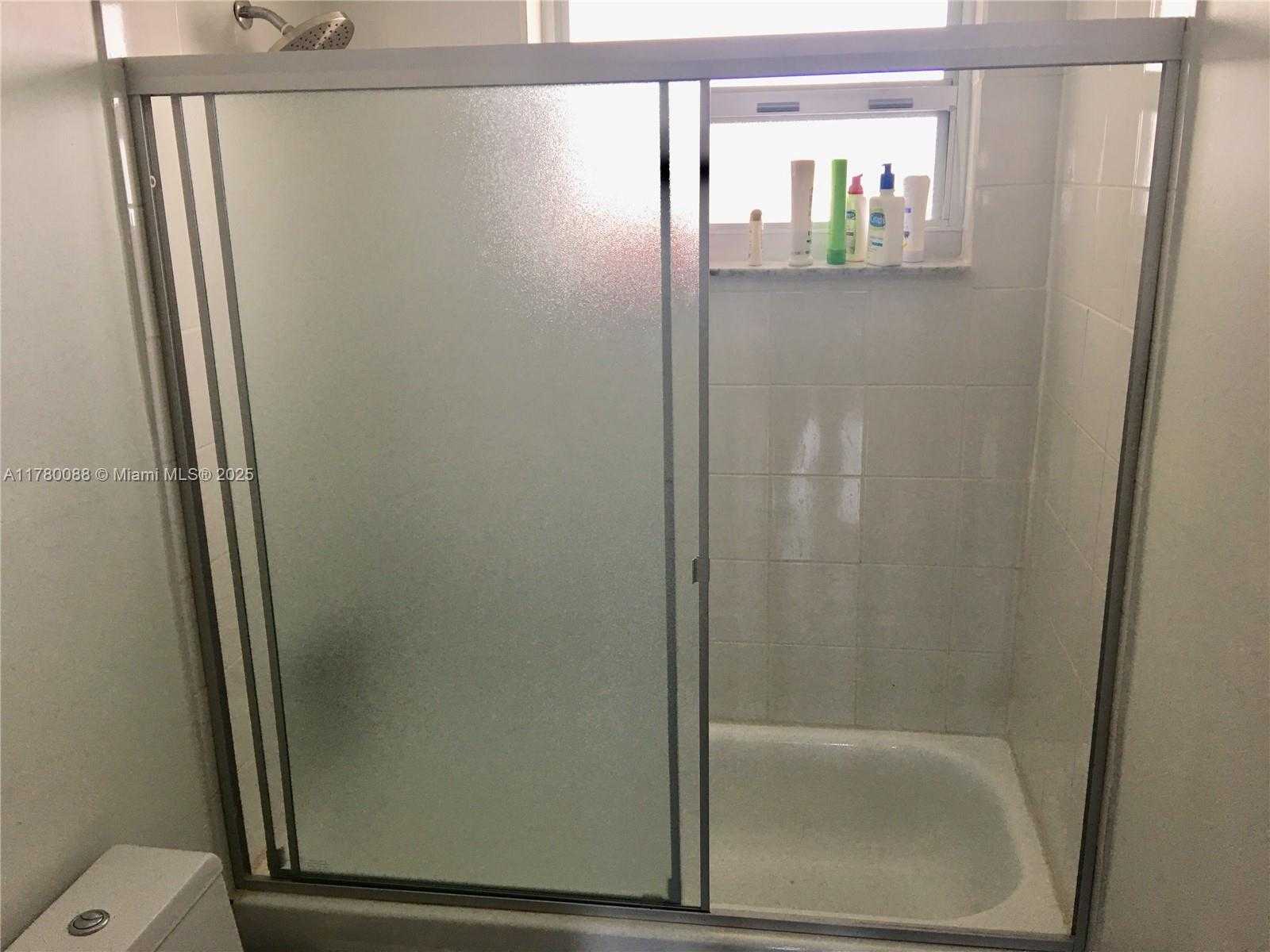 Small Image of 1610 LENOX AVE #416, Miami Beach Number 9