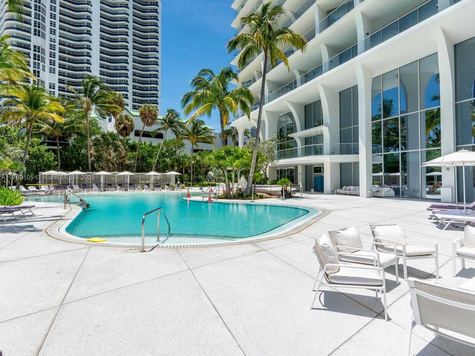 Small Image of 16901 COLLINS AVE #703, Sunny Isles Beach Number 23