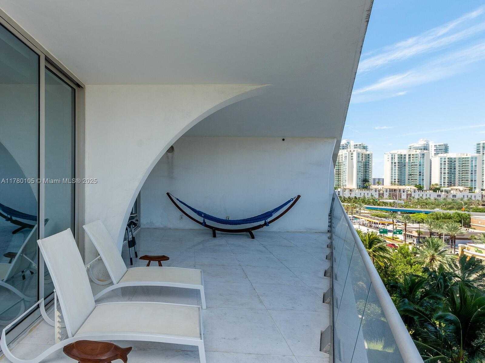 Small Image of 16901 COLLINS AVE #703, Sunny Isles Beach Number 27