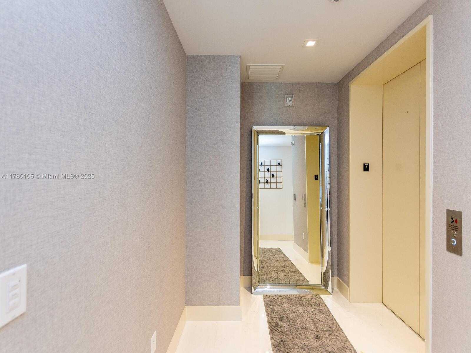 Small Image of 16901 COLLINS AVE #703, Sunny Isles Beach Number 3