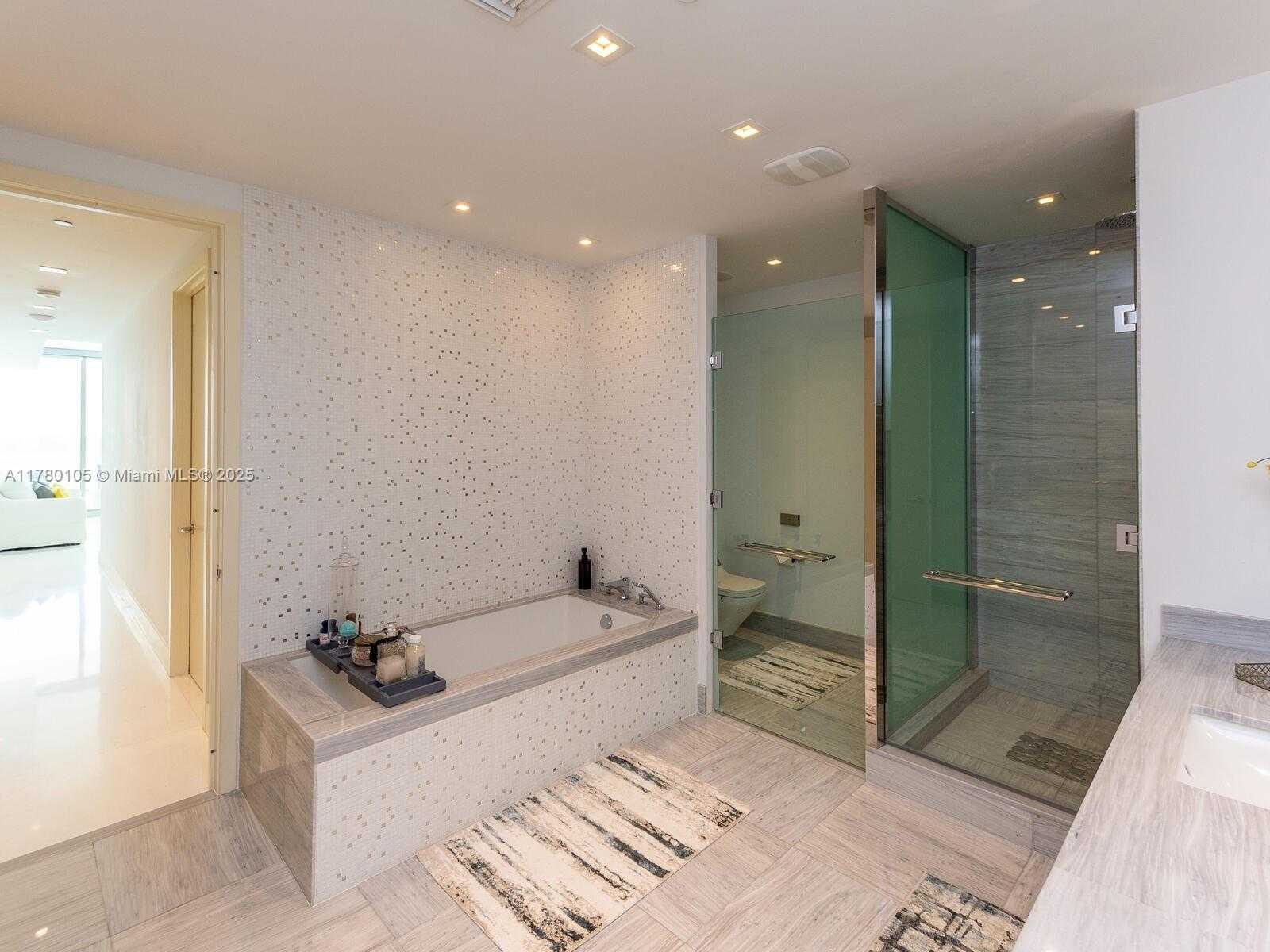 Small Image of 16901 COLLINS AVE #703, Sunny Isles Beach Number 34
