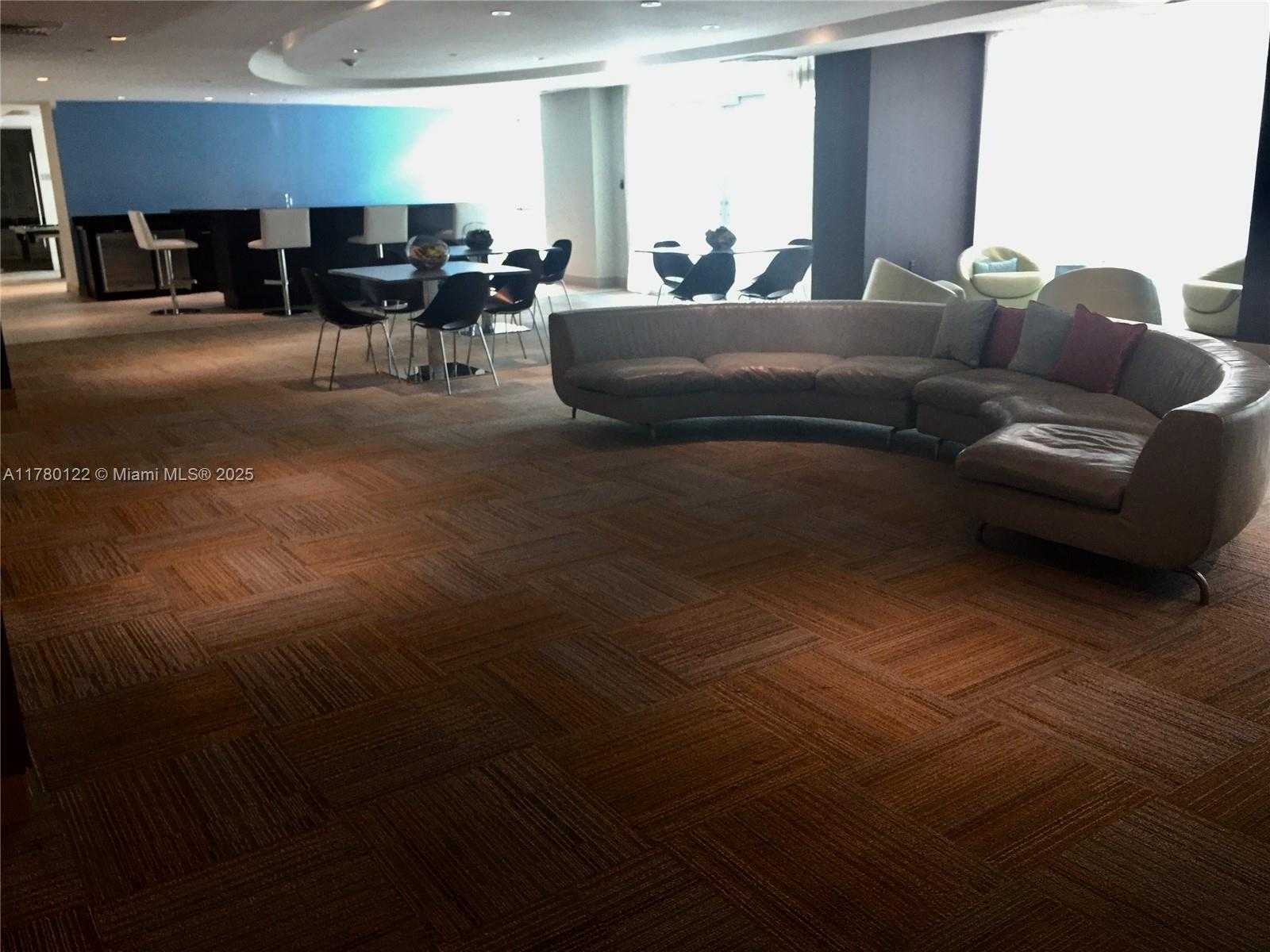 Small Image of 951 BRICKELL AVE #3703, Miami Number 15