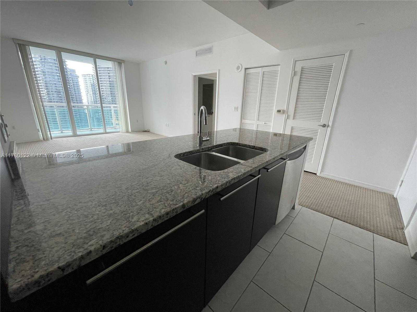 Small Image of 951 BRICKELL AVE #3703, Miami Number 2