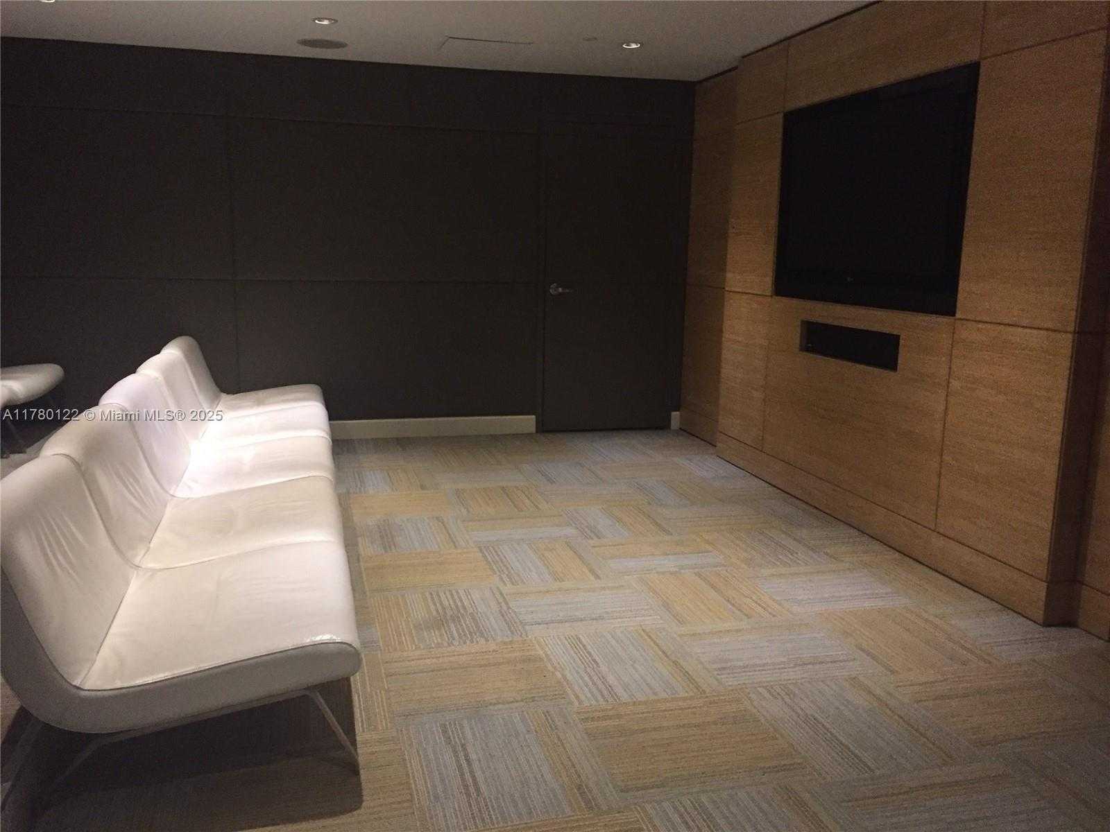 Small Image of 951 BRICKELL AVE #3703, Miami Number 20