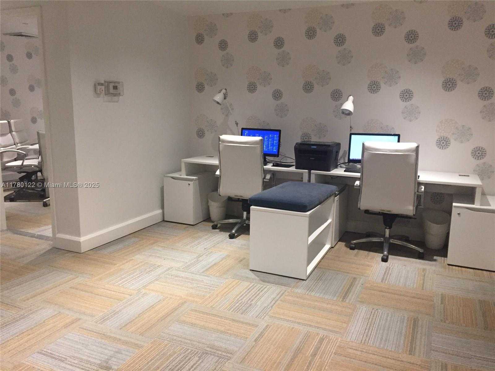 Small Image of 951 BRICKELL AVE #3703, Miami Number 21