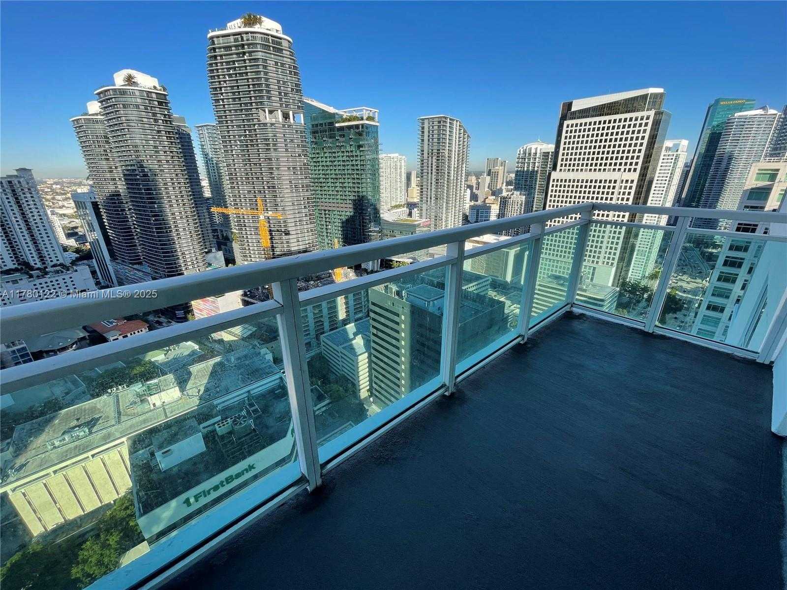 Small Image of 951 BRICKELL AVE #3703, Miami Number 7
