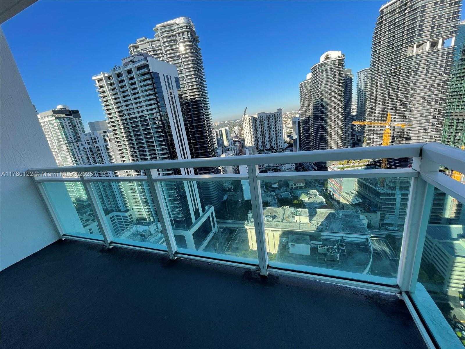 Small Image of 951 BRICKELL AVE #3703, Miami Number 8