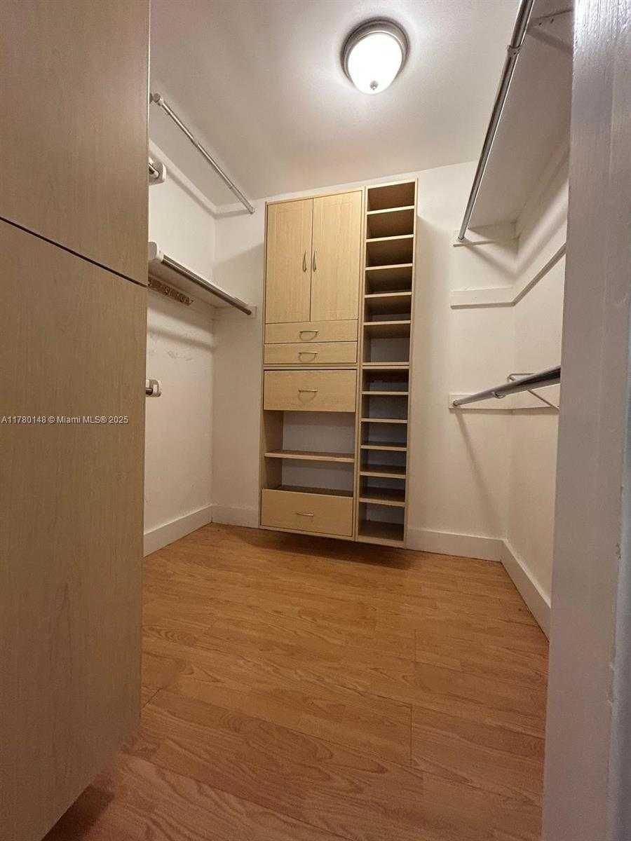 Small Image of 7790 SOUTH WEST 127TH ST, Pinecrest Number 25