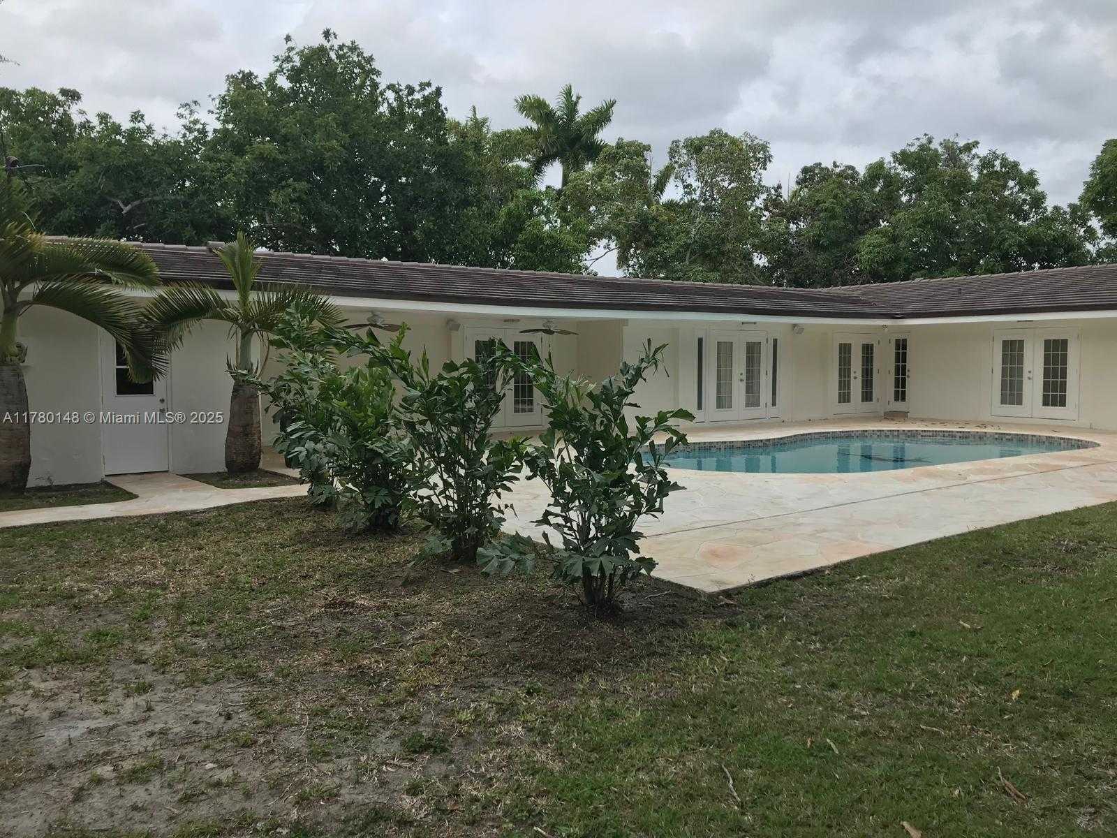 Small Image of 7790 SOUTH WEST 127TH ST, Pinecrest Number 3