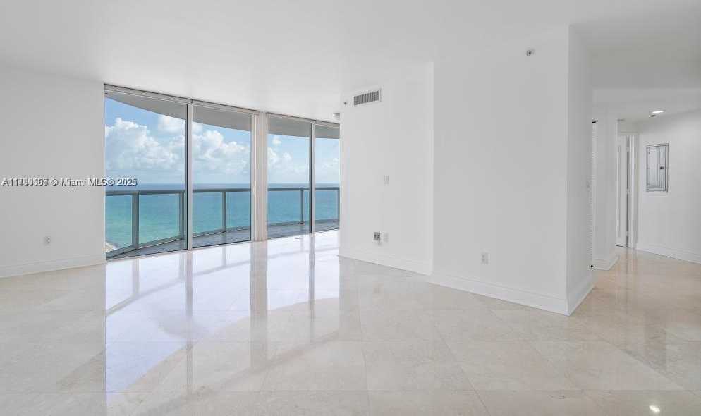 Small Image of 6365 COLLINS AVE #3309, Miami Beach Number 2