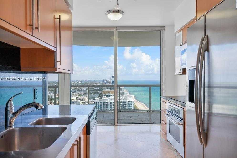 Small Image of 6365 COLLINS AVE #3309, Miami Beach Number 5