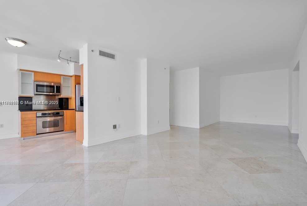 Small Image of 6365 COLLINS AVE #3309, Miami Beach Number 6