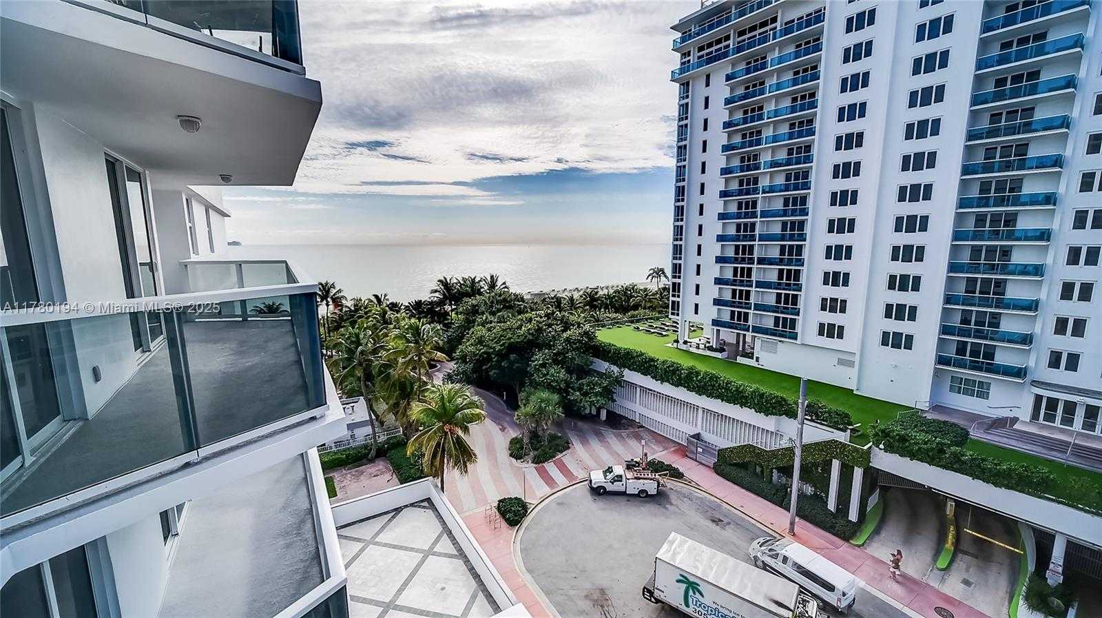 Small Image of 2401 COLLINS AVE #904, Miami Beach Number 27