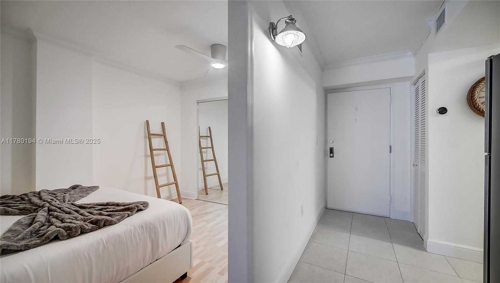 Small Image of 2401 COLLINS AVE #904, Miami Beach Number 9