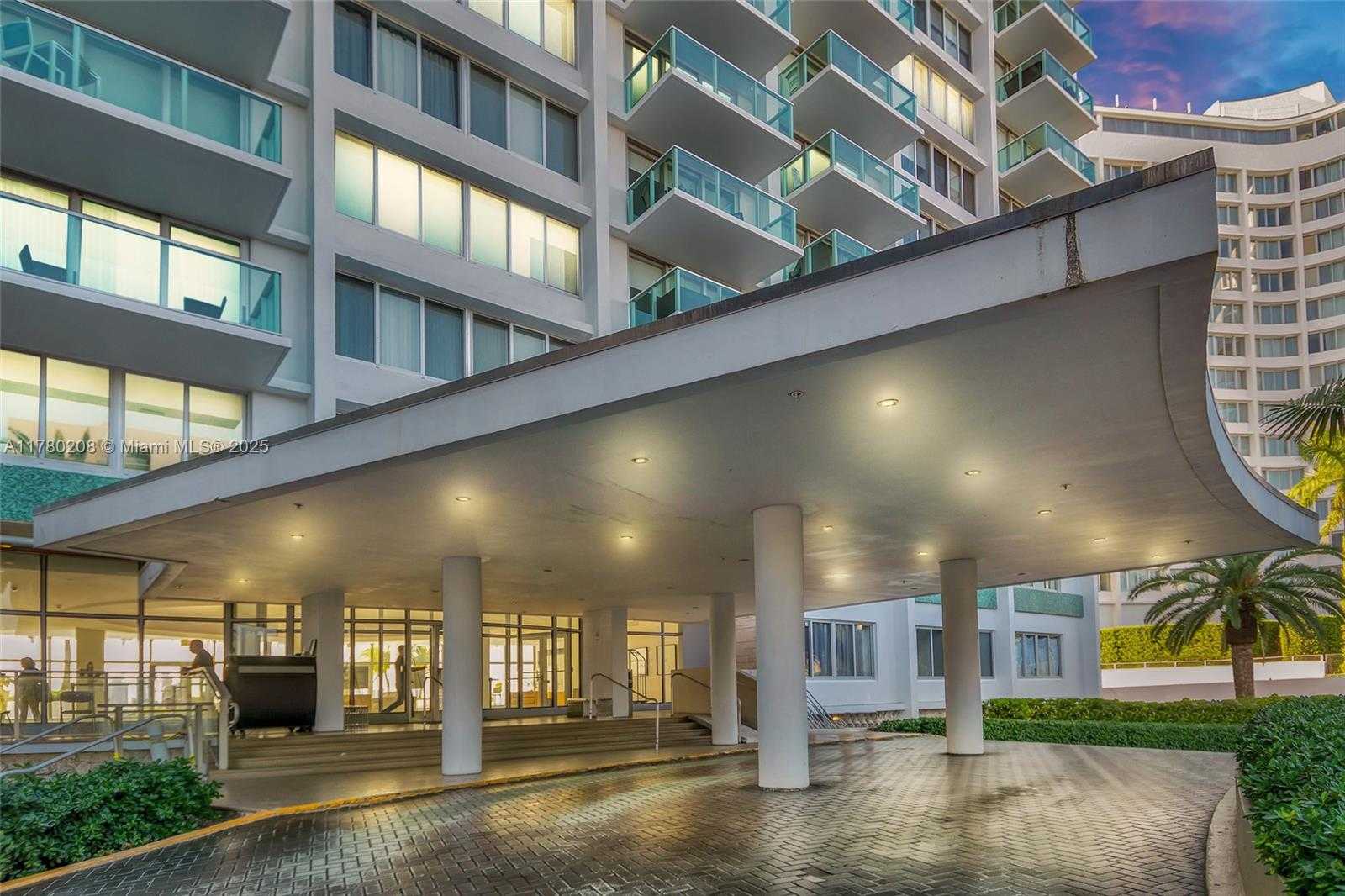 Small Image of 1000 WEST AVE #1201, Miami Beach Number 12