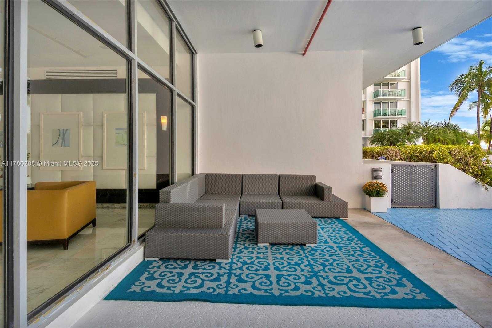 Small Image of 1000 WEST AVE #1201, Miami Beach Number 17