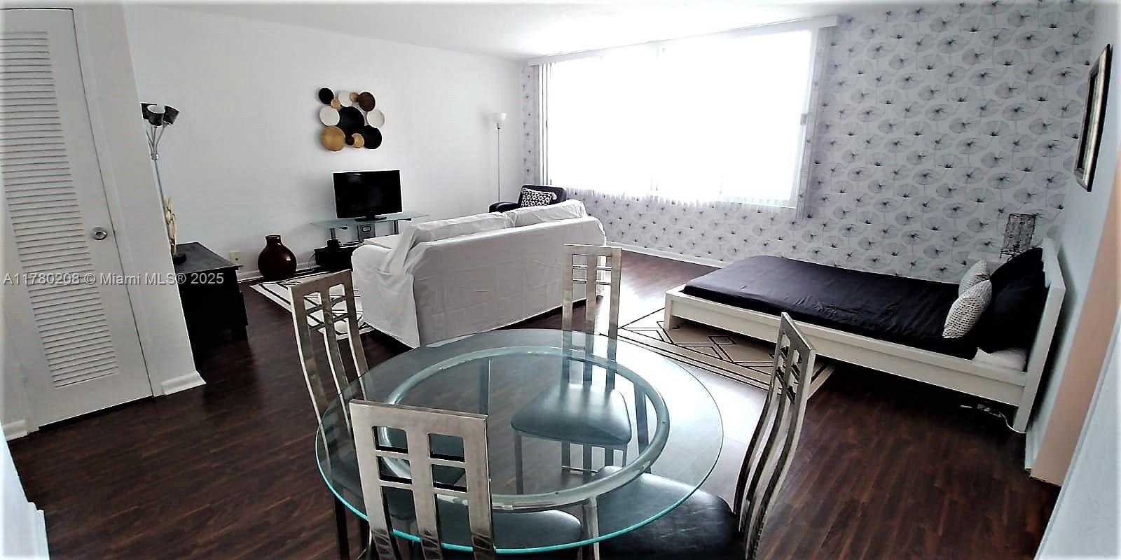 Small Image of 1000 WEST AVE #1201, Miami Beach Number 4