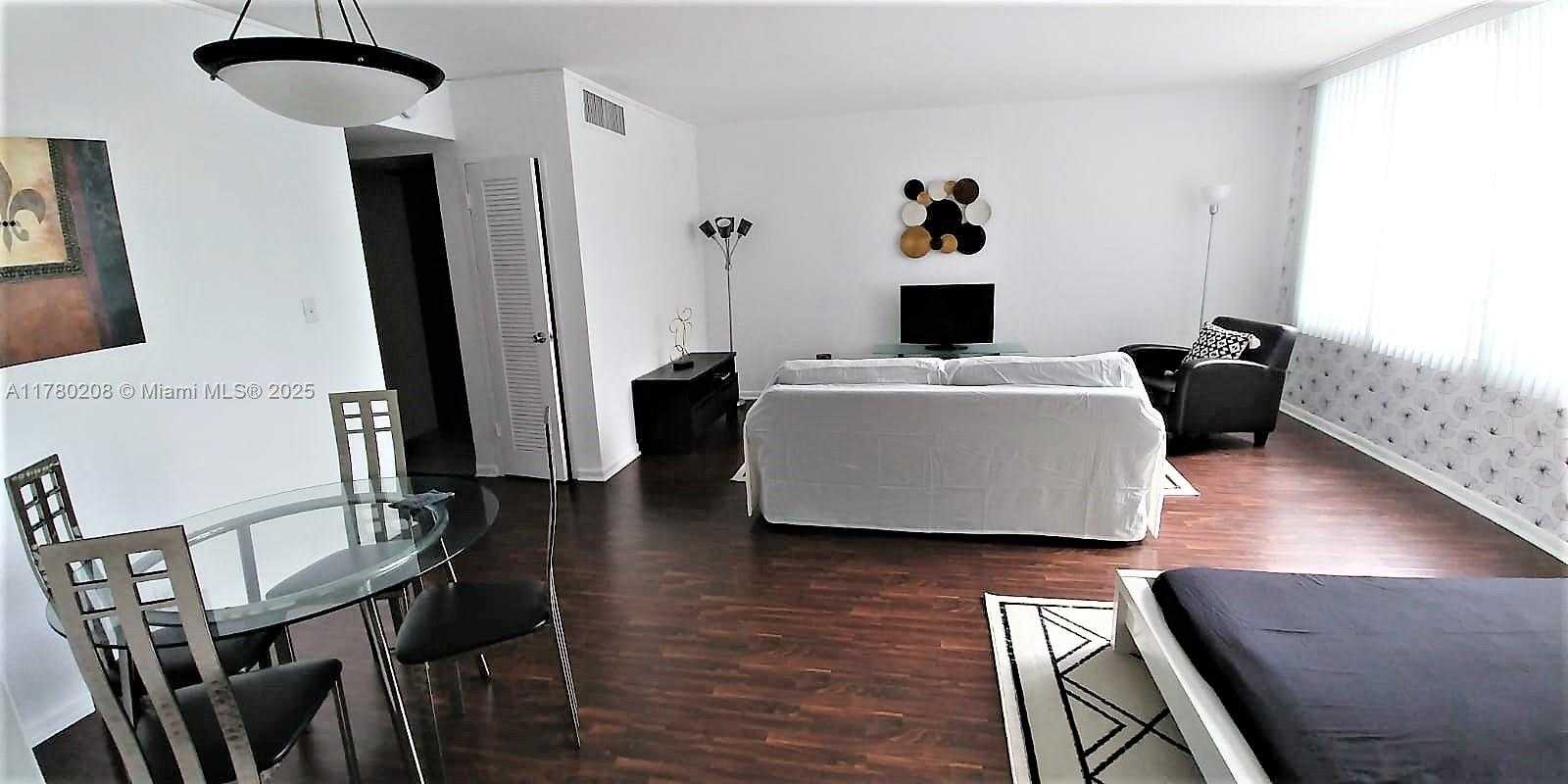 Small Image of 1000 WEST AVE #1201, Miami Beach Number 6