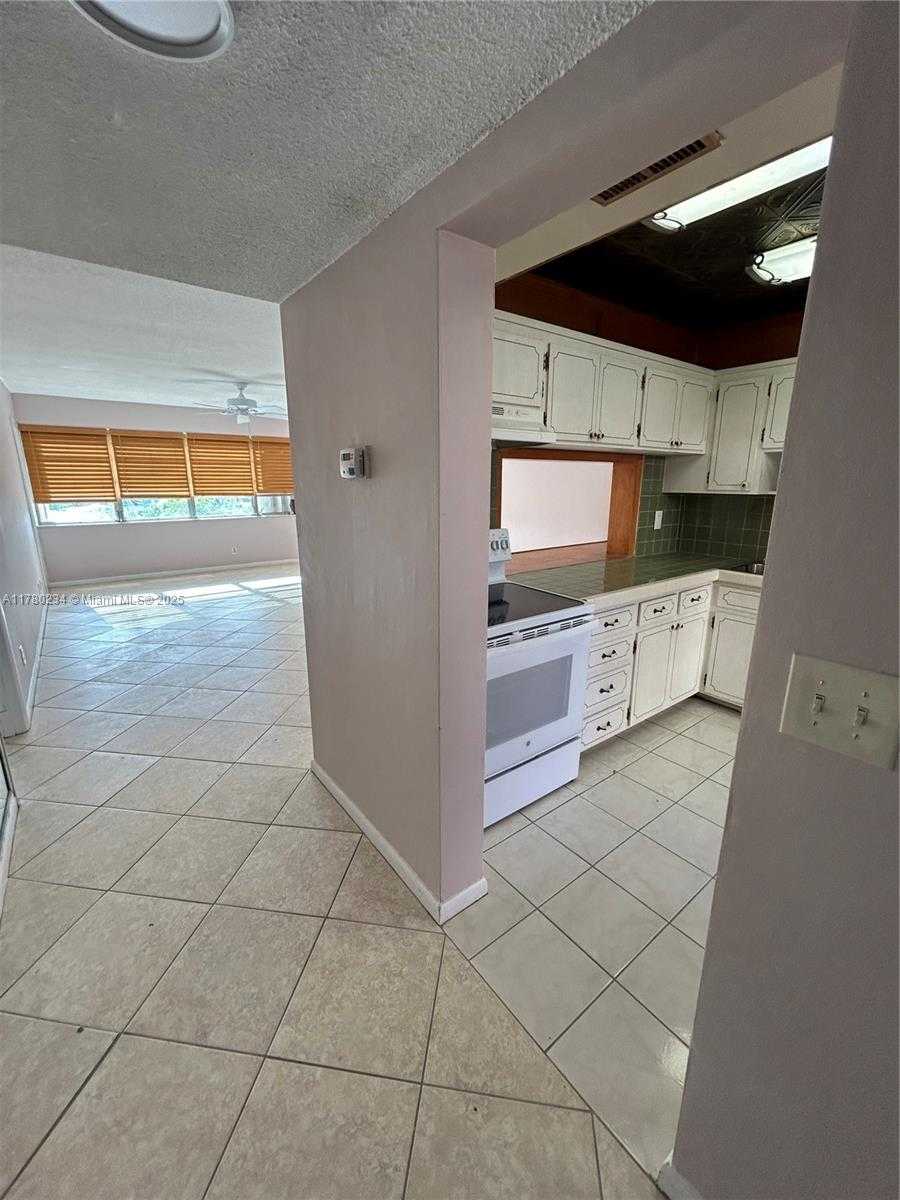 Small Image of 215 SOUTH EAST 3RD AVE #404C, Hallandale Beach Number 13