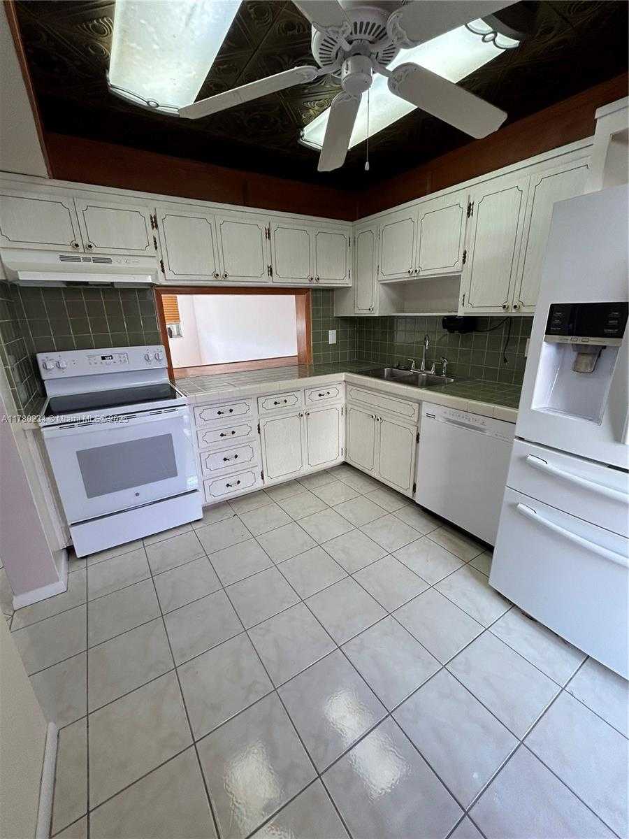 Small Image of 215 SOUTH EAST 3RD AVE #404C, Hallandale Beach Number 14