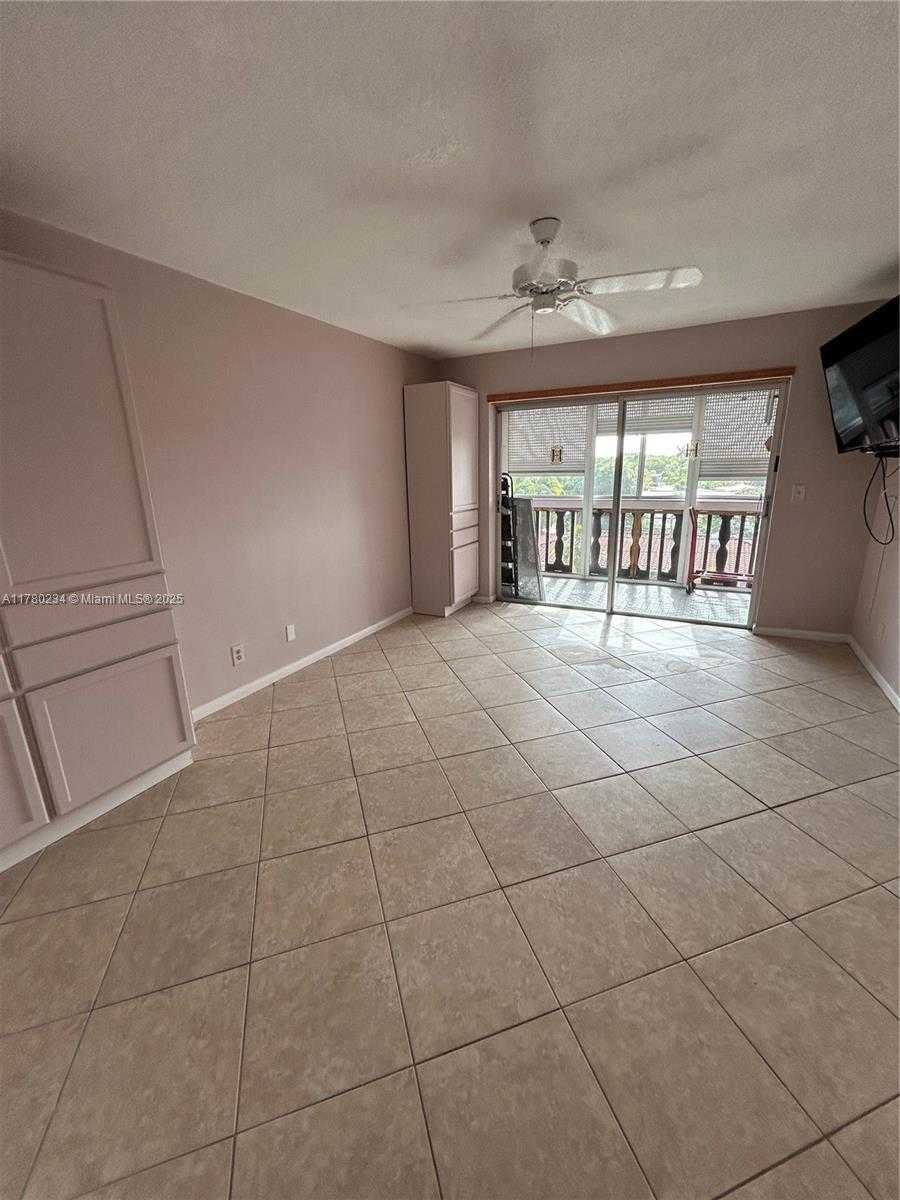 Small Image of 215 SOUTH EAST 3RD AVE #404C, Hallandale Beach Number 17