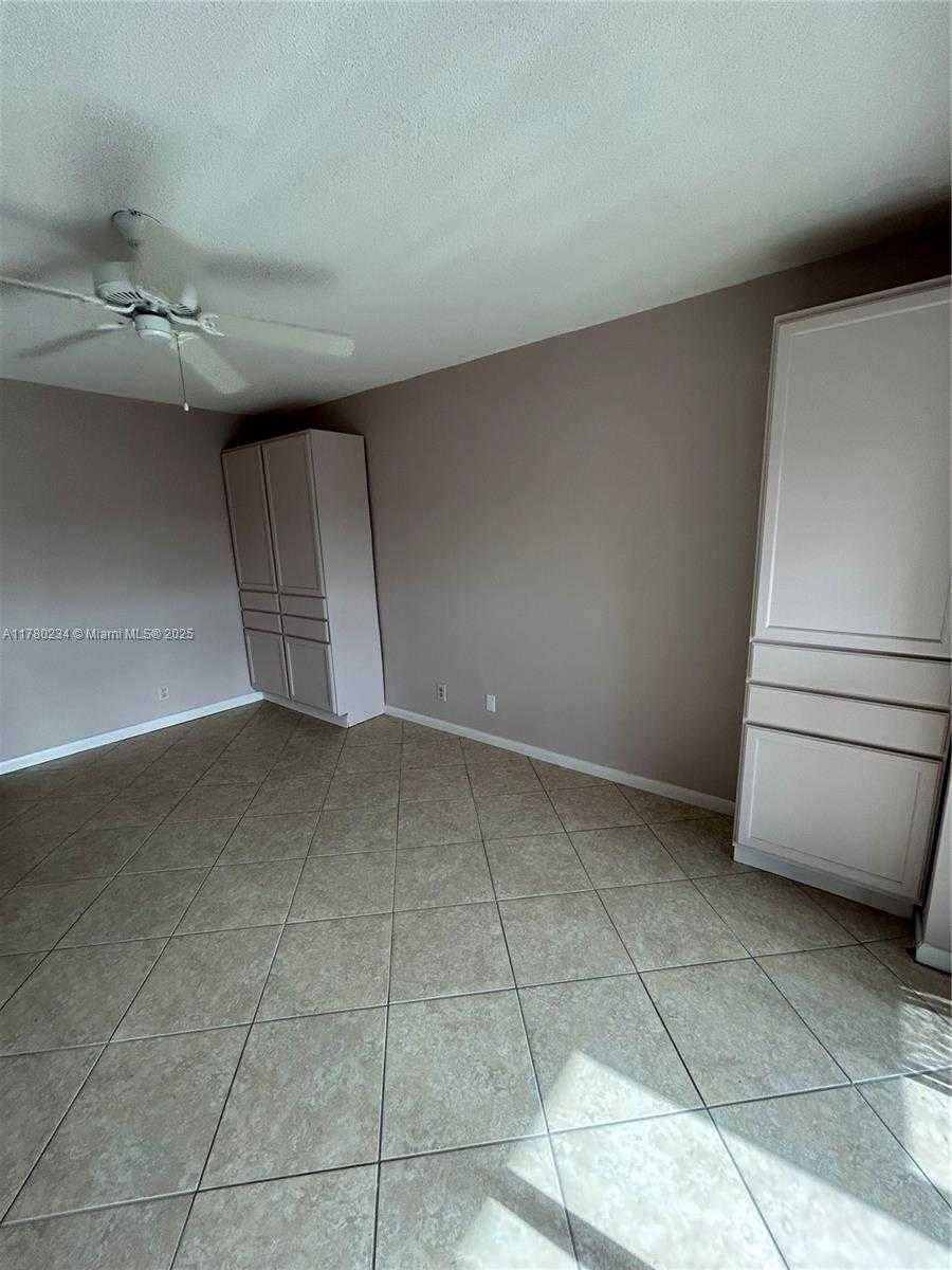 Small Image of 215 SOUTH EAST 3RD AVE #404C, Hallandale Beach Number 20