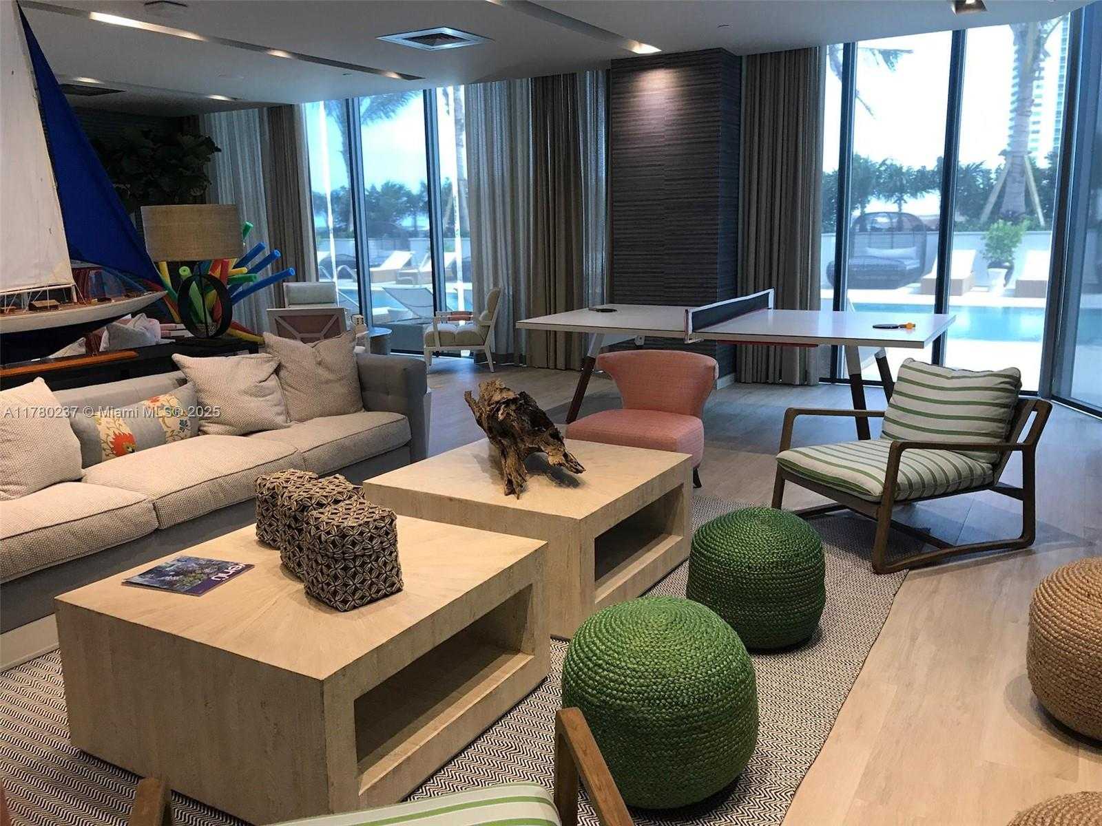 Small Image of 2900 NORTH EAST 7TH AVE #1701, Miami Number 4