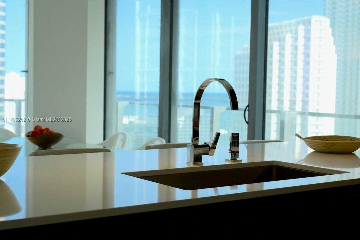 Small Image of 68 SOUTH EAST 6TH ST #2001, Miami Number 8