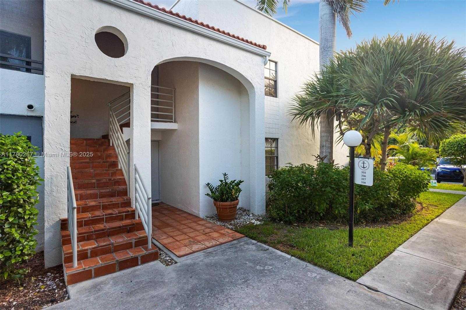 Small Image of 3553 MAGELLAN CIR #311-1, Aventura Number 2