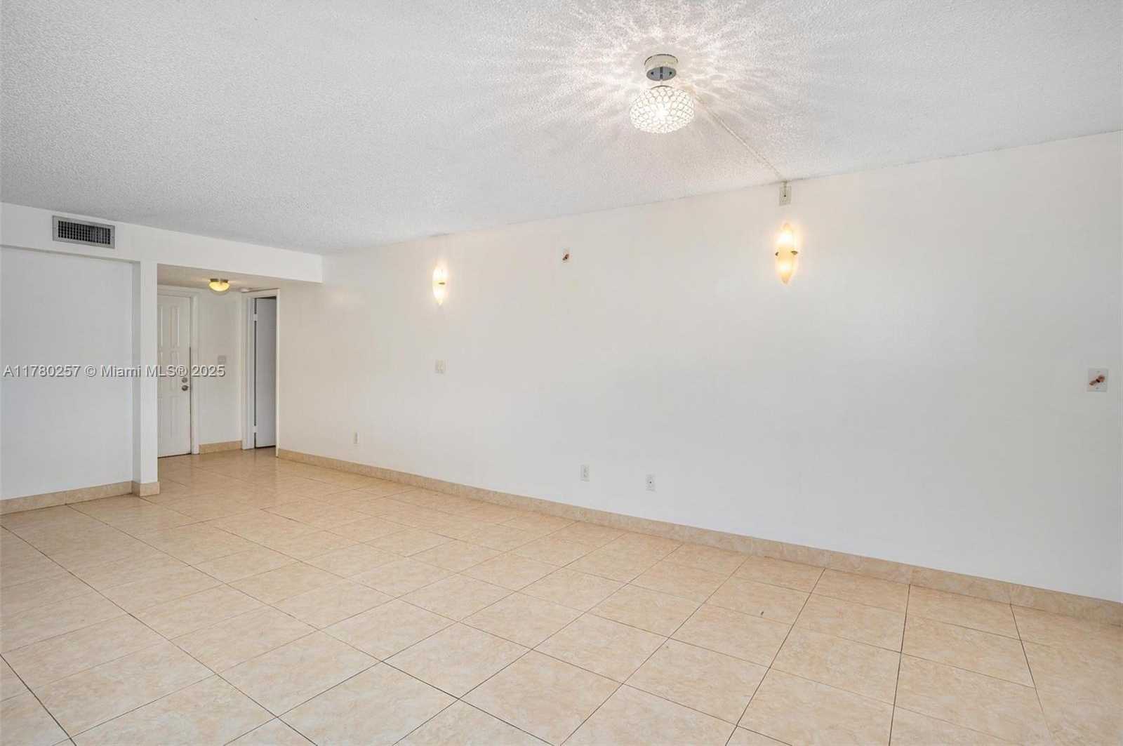 Small Image of 3553 MAGELLAN CIR #311-1, Aventura Number 21