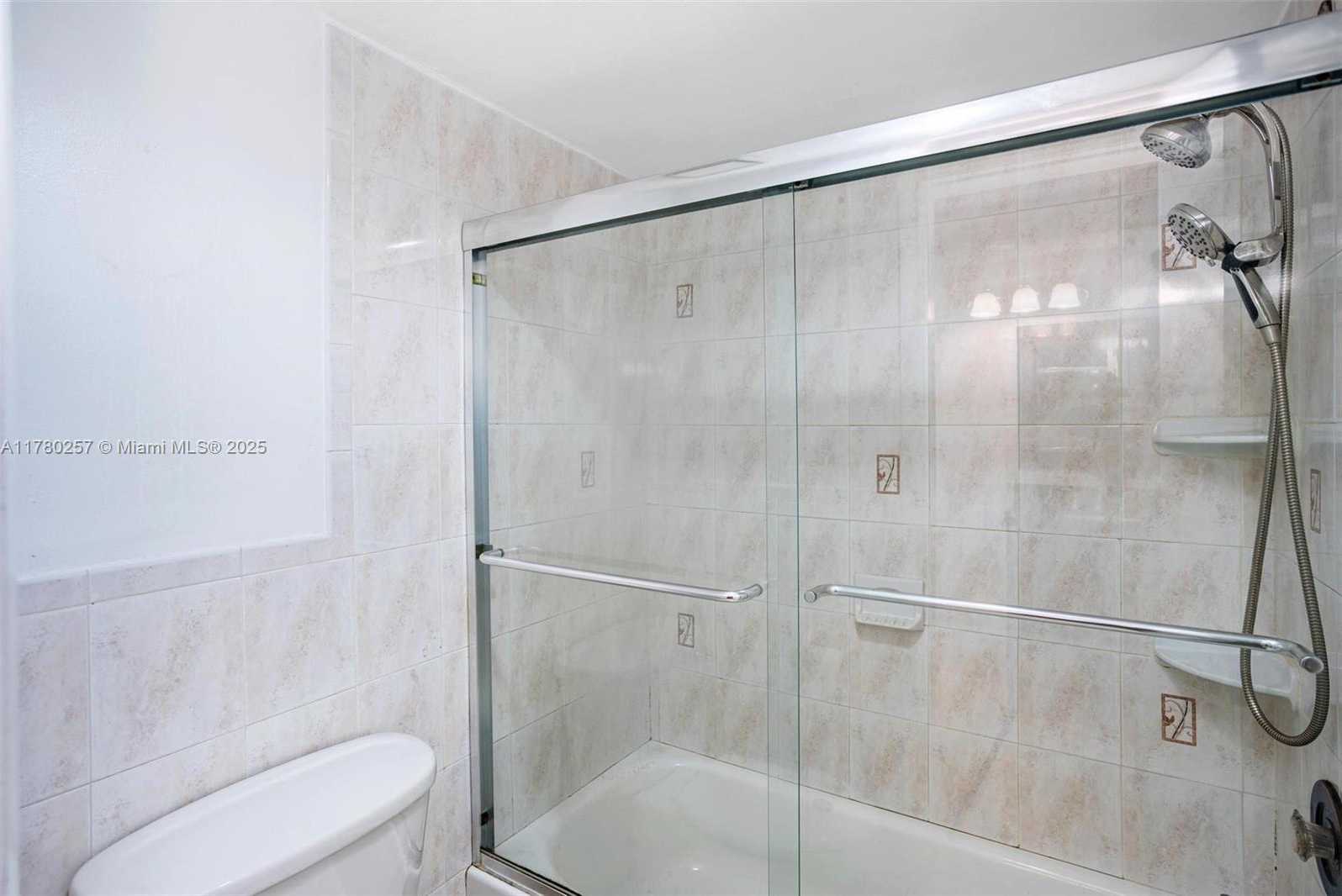 Small Image of 3553 MAGELLAN CIR #311-1, Aventura Number 23
