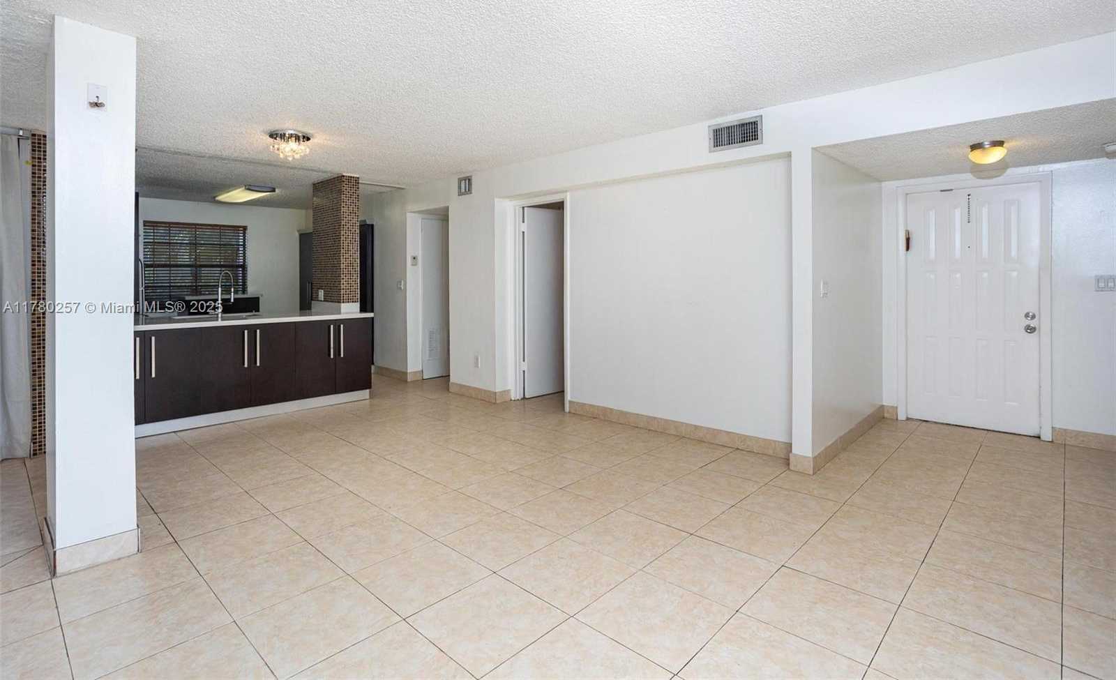 Small Image of 3553 MAGELLAN CIR #311-1, Aventura Number 5