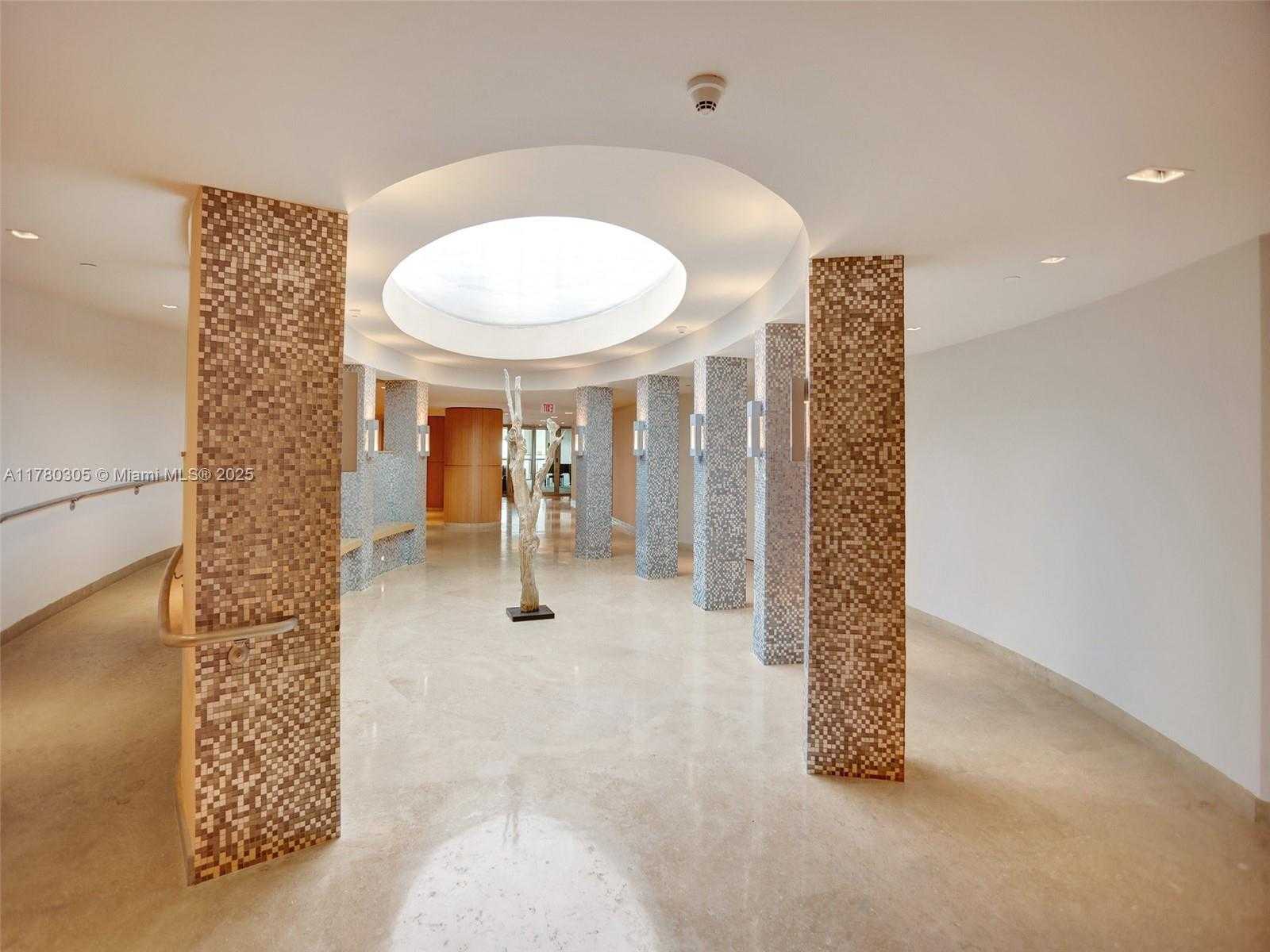 Small Image of 900 BISCAYNE BLVD #501, Miami Number 15
