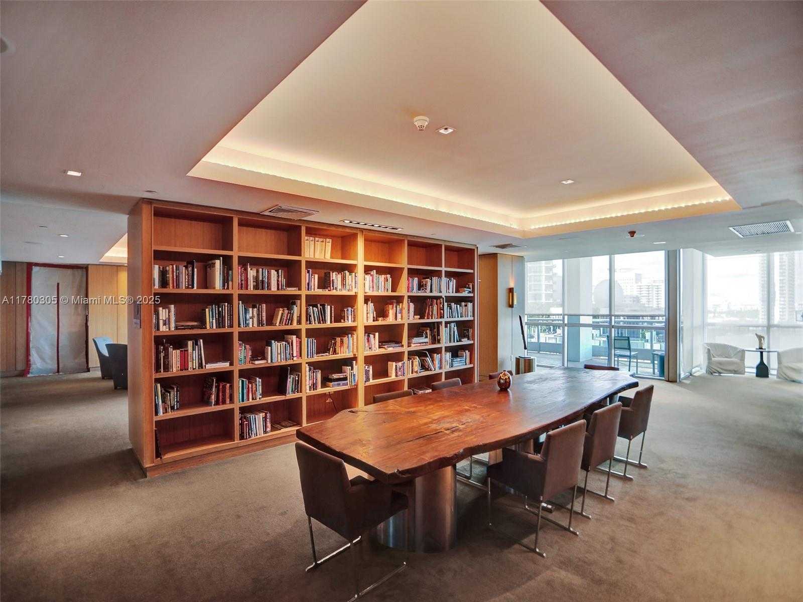 Small Image of 900 BISCAYNE BLVD #501, Miami Number 18