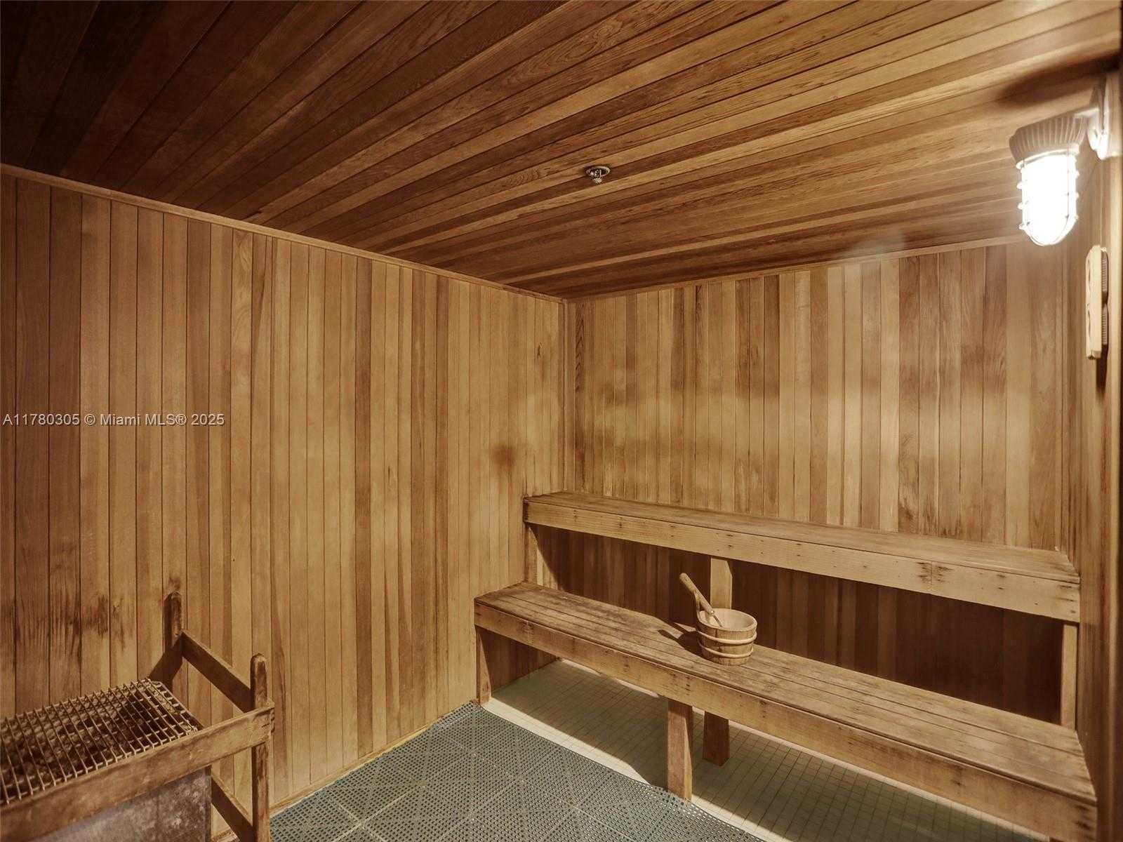 Small Image of 900 BISCAYNE BLVD #501, Miami Number 27