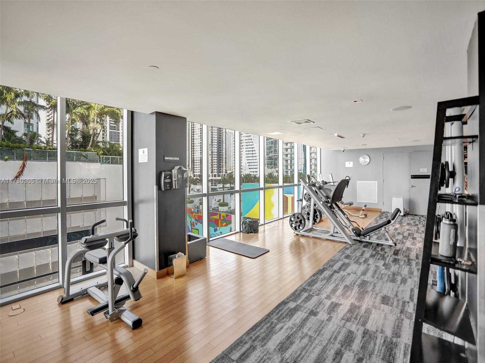 Small Image of 900 BISCAYNE BLVD #501, Miami Number 31
