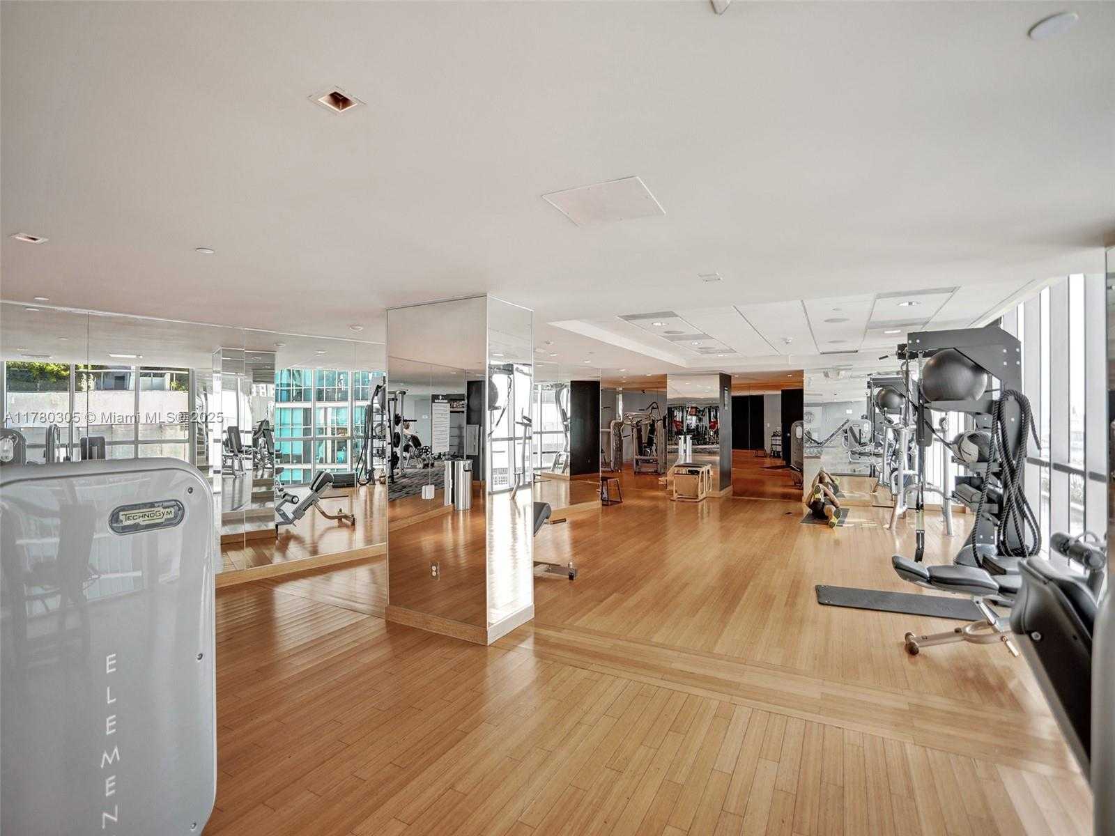 Small Image of 900 BISCAYNE BLVD #501, Miami Number 32