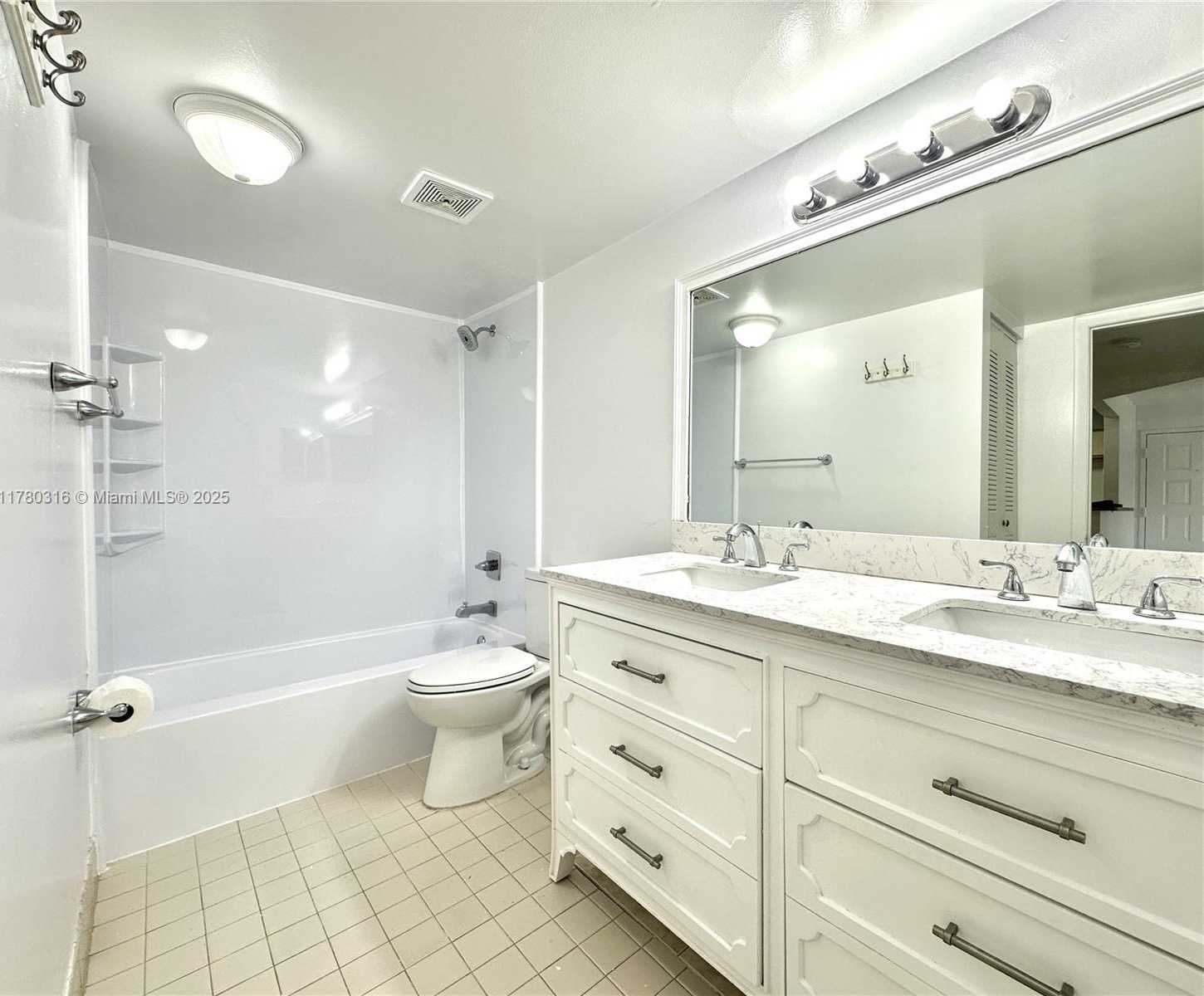 Small Image of 7215 NORTH WEST 179TH ST #206, Hialeah Number 9