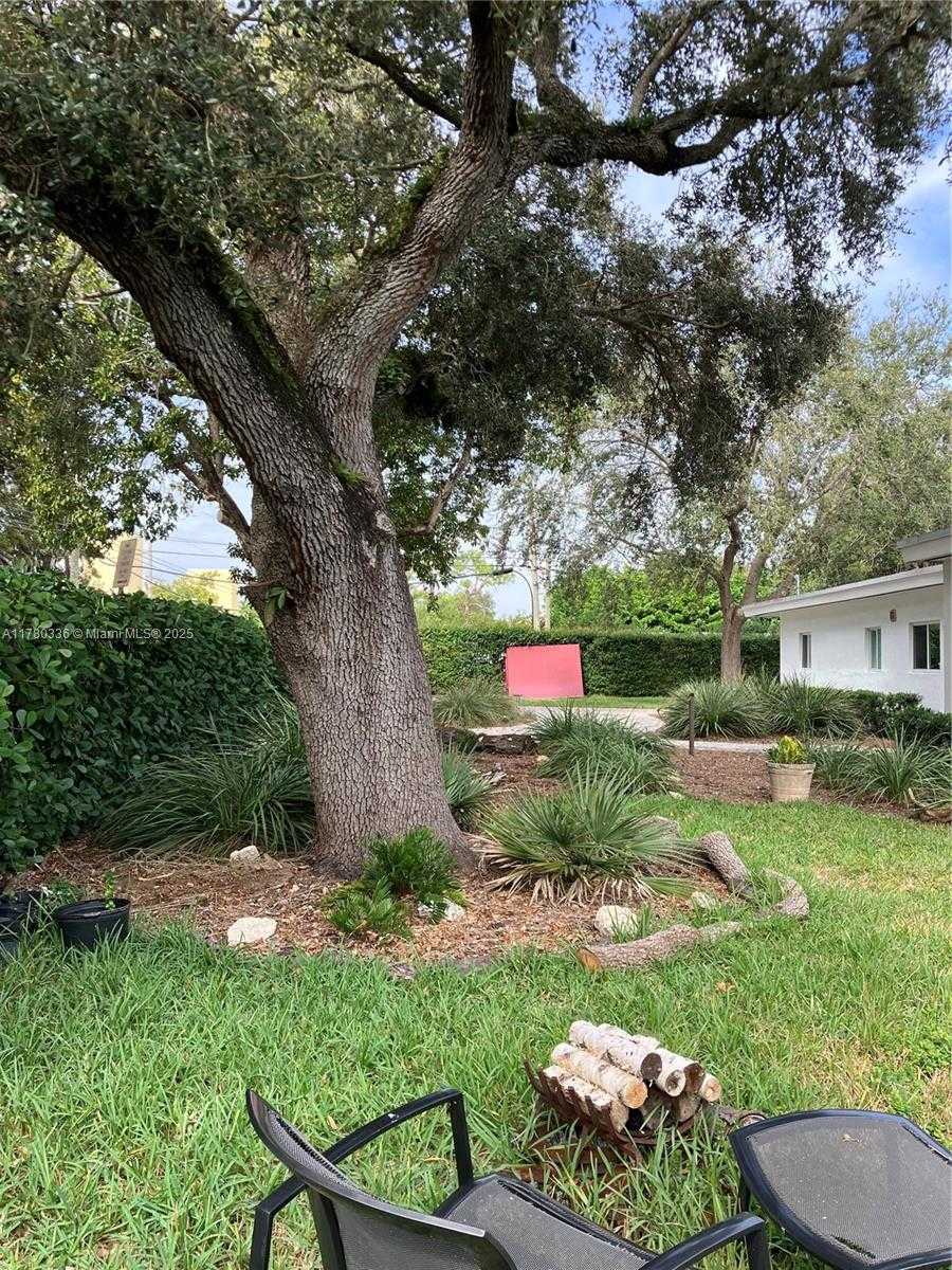 Small Image of 5495 SOUTH WEST 68TH AVE, Miami Number 15