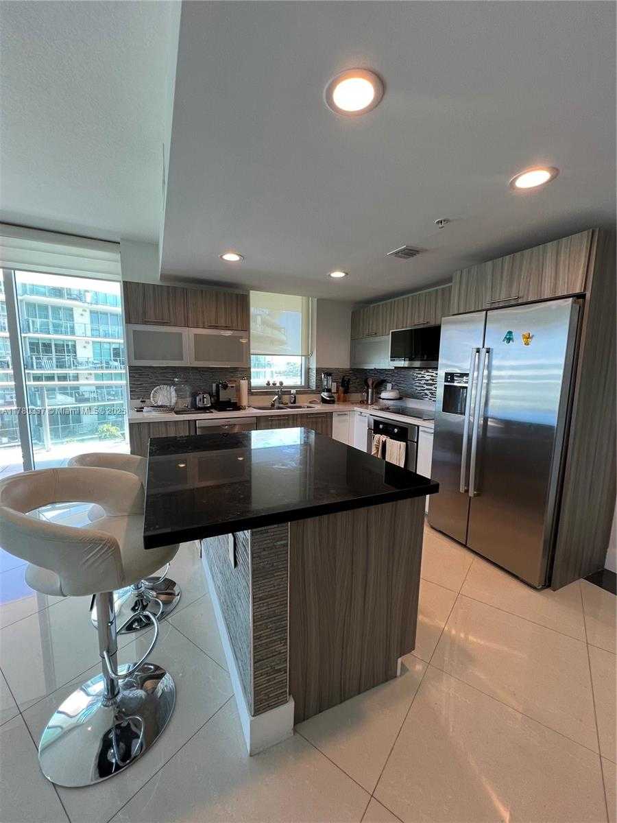 Small Image of 6700 INDIAN CREEK DR #502, Miami Beach Number 5