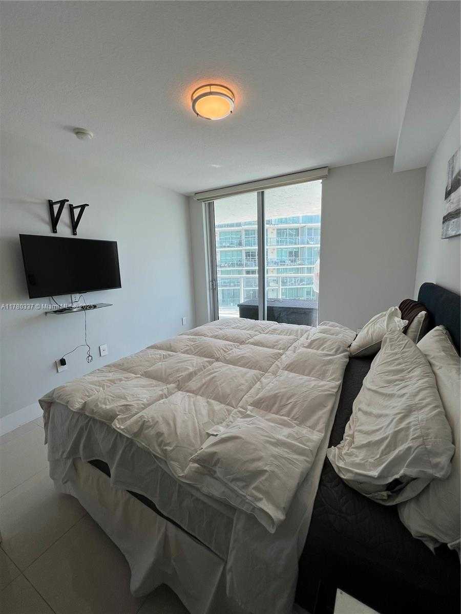 Small Image of 6700 INDIAN CREEK DR #502, Miami Beach Number 8