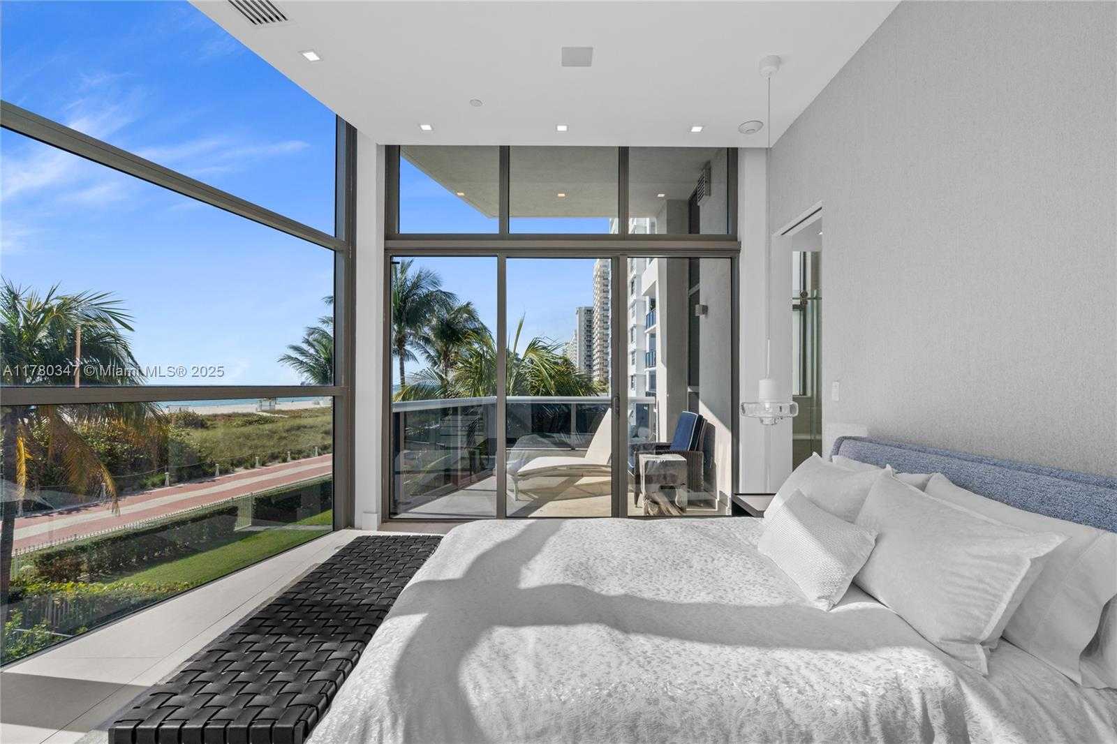 Small Image of 5875 COLLINS AVE #401, Miami Beach Number 10
