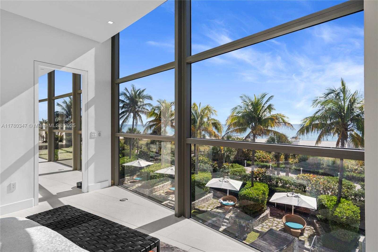 Small Image of 5875 COLLINS AVE #401, Miami Beach Number 14