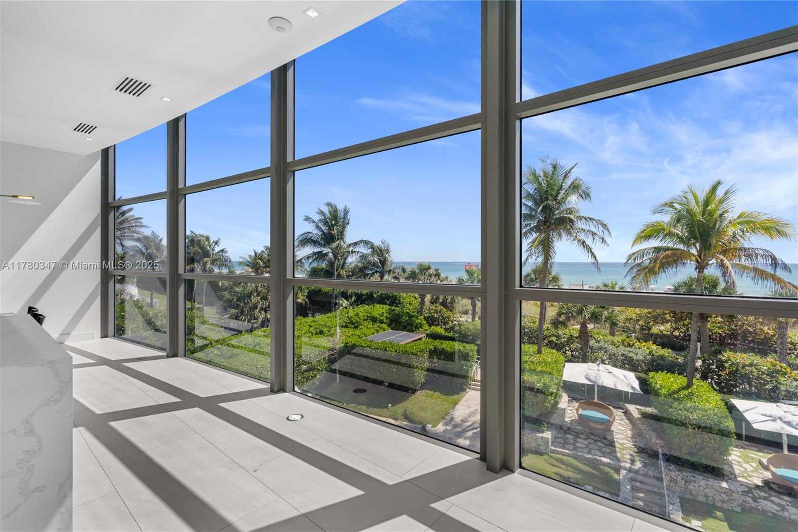 Small Image of 5875 COLLINS AVE #401, Miami Beach Number 28