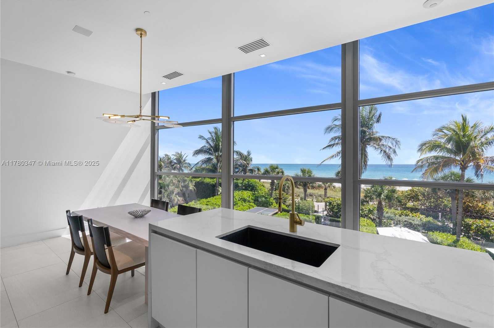 Small Image of 5875 COLLINS AVE #401, Miami Beach Number 33