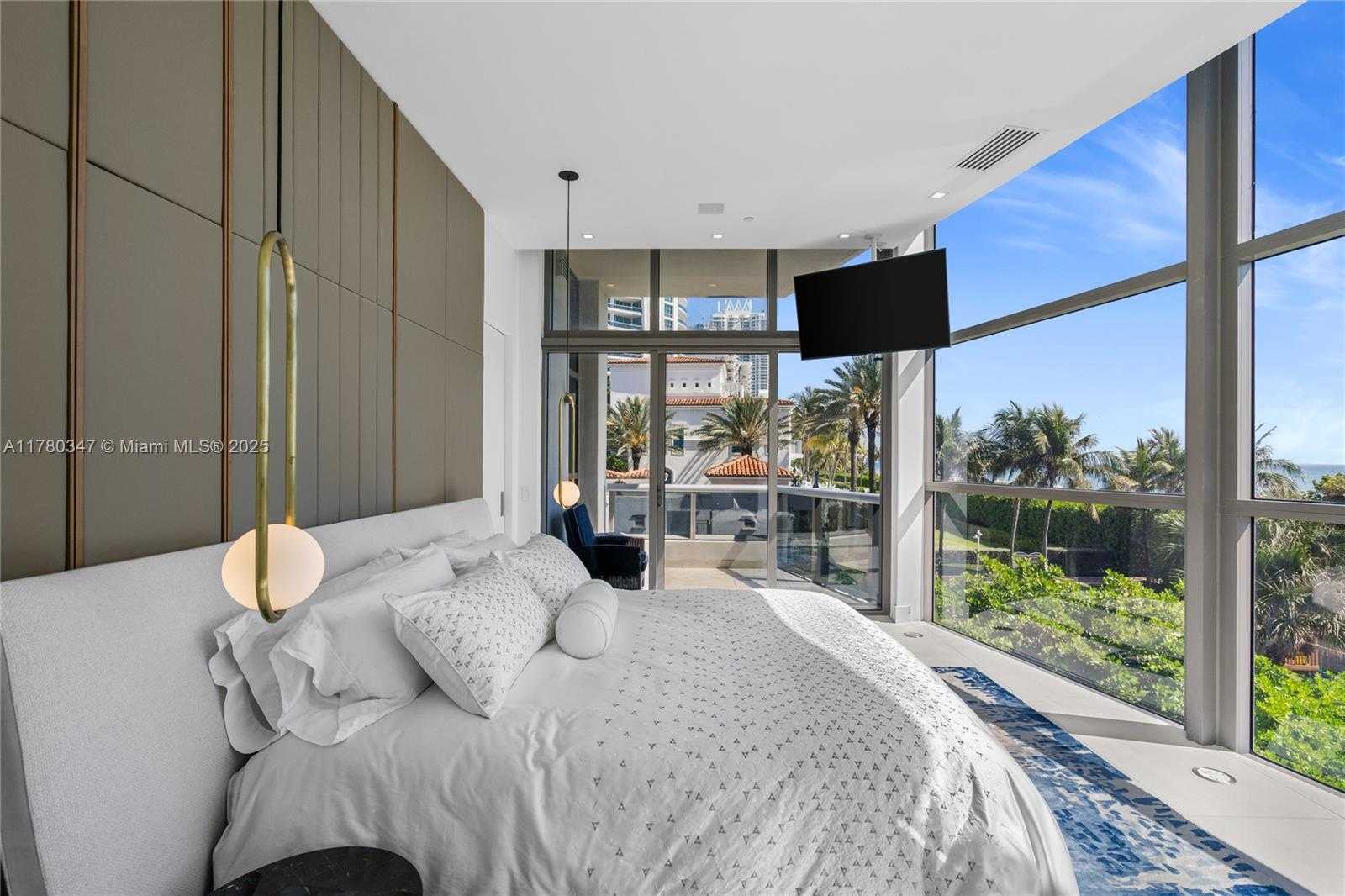 Small Image of 5875 COLLINS AVE #401, Miami Beach Number 37