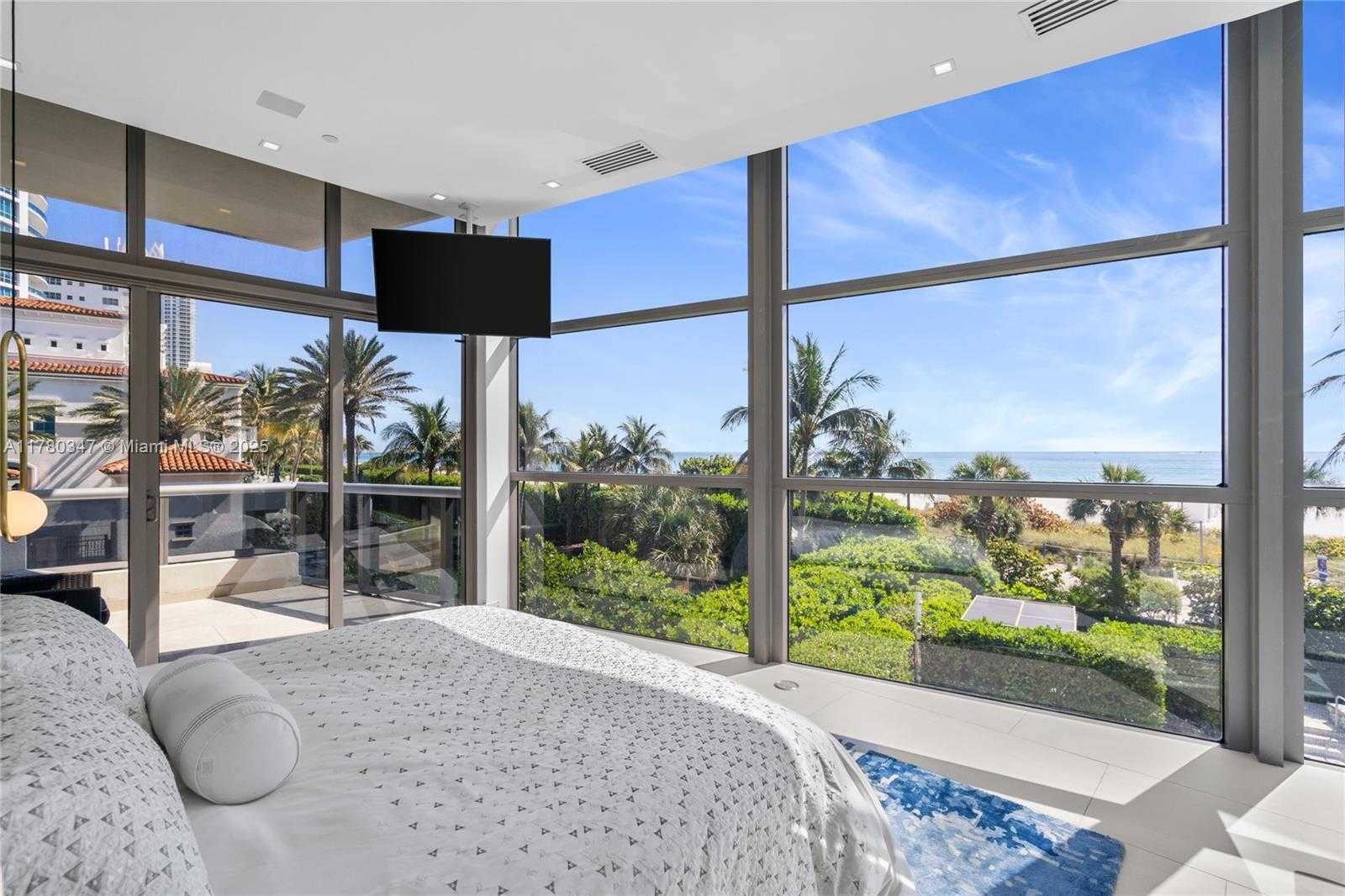 Small Image of 5875 COLLINS AVE #401, Miami Beach Number 38