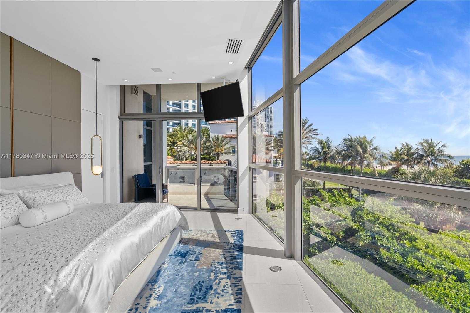 Small Image of 5875 COLLINS AVE #401, Miami Beach Number 40